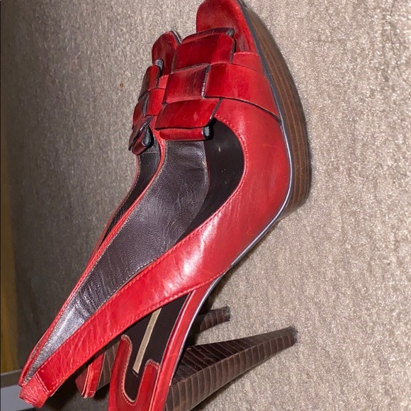 Heeled Slides - Picture 3 of 5